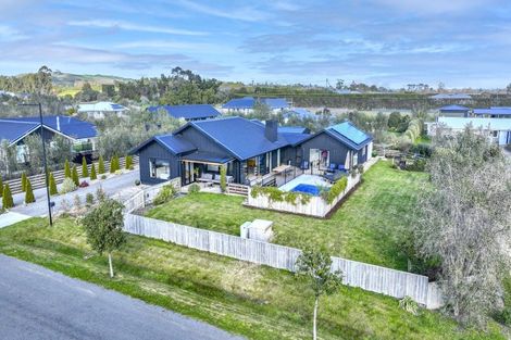 Photo of property in 6 Cape Grove, Haumoana, 4180