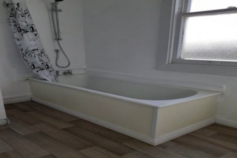 Photo of property in 18 Cornfoot Street, Castlecliff, Whanganui, 4501