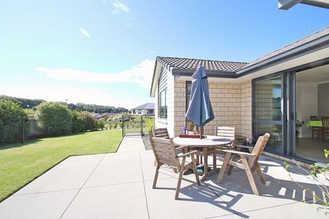 Photo of property in 8 Vantage Place, Omokoroa, 3114