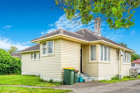 Photo of property in 4 Mcpherson Place, Fairfield, Hamilton, 3214