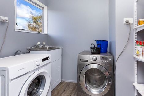 Photo of property in 1 Wyoming Grove, Totara Park, Upper Hutt, 5018