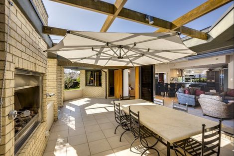 Photo of property in 8 Saint Hill Lane, Havelock North, 4130