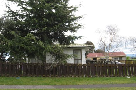 Photo of property in 4 Holmburn Street, Welcome Bay, Tauranga, 3112