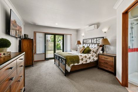 Photo of property in 3 Trossach Place, Wattle Downs, Auckland, 2103