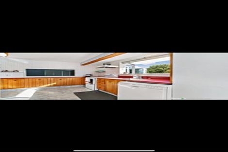 Photo of property in 6 Arima Place, Grenada Village, Wellington, 6037