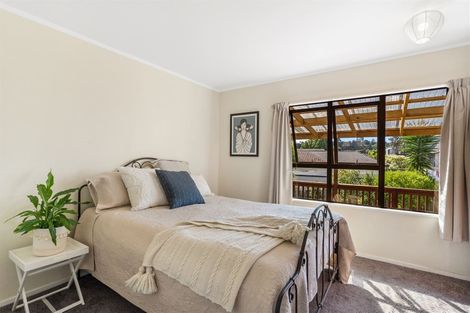 Photo of property in 9 Hale Crescent, Bayview, Auckland, 0629