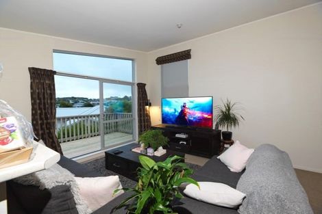 Photo of property in 64a Sheridan Terrace, Johnsonville, Wellington, 6037