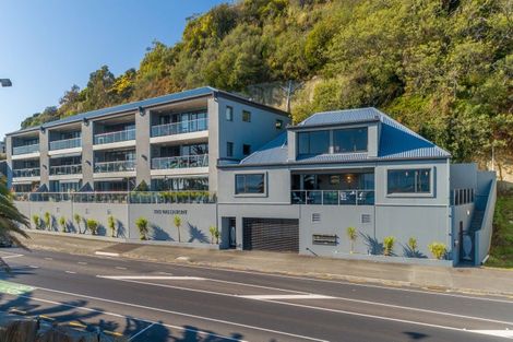 Photo of property in Waterfront Apartments, 2/309 Wakefield Quay, Stepneyville, Nelson, 7010