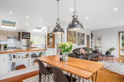 Photo of property in 100 Farnham Street, Mornington, Wellington, 6021