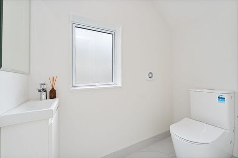 Photo of property in 80c Matipo Road, Te Atatu Peninsula, Auckland, 0610