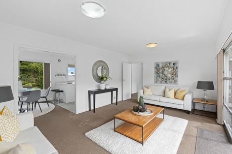 Photo of property in 2/50a Taharoto Road, Takapuna, Auckland, 0622