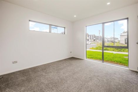 Photo of property in 22 Fredrick Hanson Road, Papakura, 2110