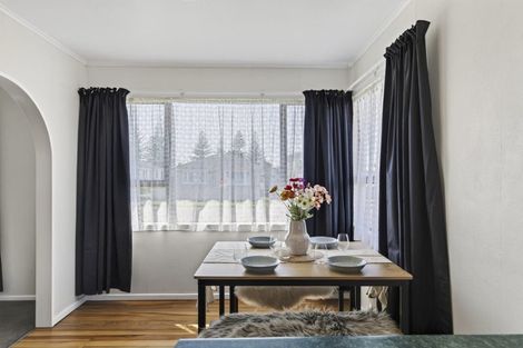 Photo of property in 25 Battiscombe Terrace, Waitara, 4320