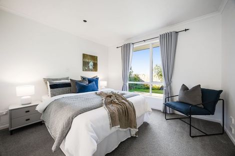 Photo of property in 25 Blue Heron Rise, Stanmore Bay, Whangaparaoa, 0932