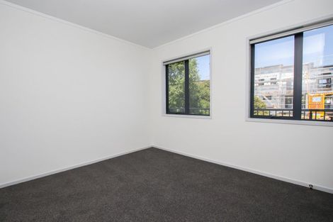 Photo of property in 4/200 Old Farm Road, Hamilton East, Hamilton, 3216