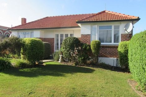 Photo of property in 1 Cameron Street, Waimate, 7924