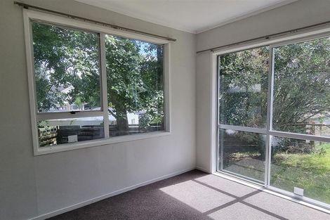 Photo of property in 30 Hyperion Drive, Randwick Park, Auckland, 2105