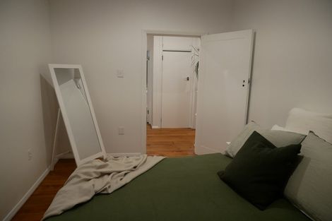 Photo of property in 43 Mills Road, Brooklyn, Wellington, 6021