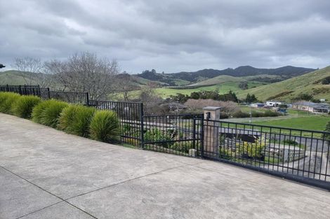 Photo of property in 213 Kimihia Road, Huntly, 3771