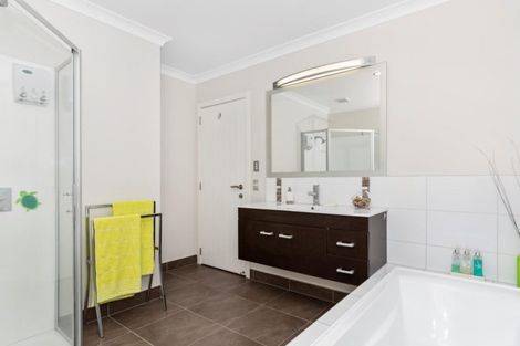 Photo of property in 48 Rexford Heights, Pyes Pa, Tauranga, 3112