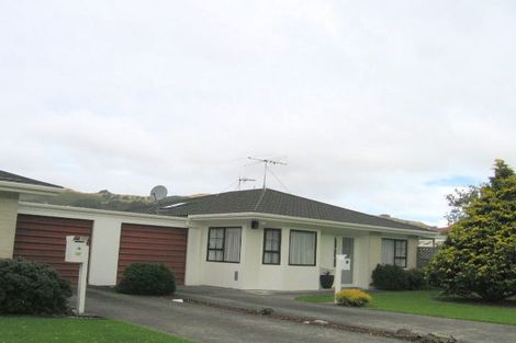 Photo of property in 14 Rossiter Street, Tawa, Wellington, 5028