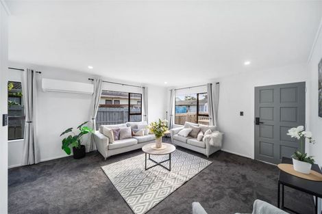 Photo of property in 2/29 Whitley Crescent, Otara, Auckland, 2023