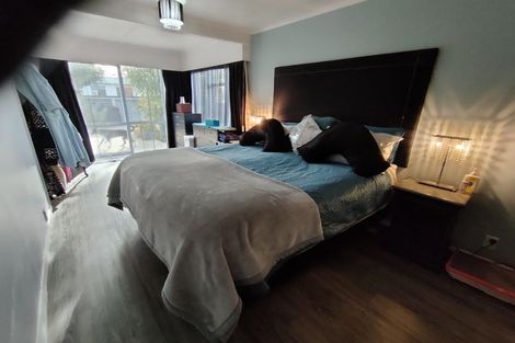 Photo of property in 15 Queen Street, Winton, 9720