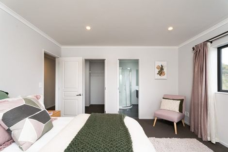 Photo of property in 36 Havana Rise, Grenada Village, Wellington, 6037