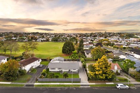 Photo of property in 18 Amanda Avenue, Dinsdale, Hamilton, 3204