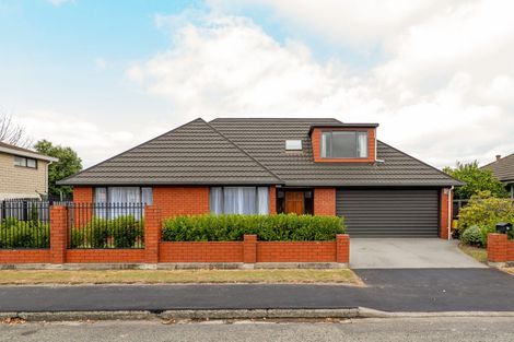 Photo of property in 1/2 Corfe Street, Ilam, Christchurch, 8041