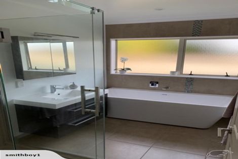 Photo of property in 22 Mangakoea Place, St Andrews, Hamilton, 3200