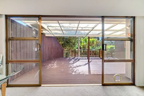 Photo of property in 1/7 Cezanne Place, New Lynn, Auckland, 0600