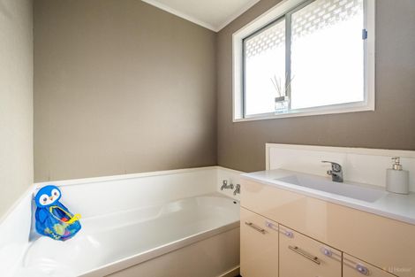 Photo of property in 24 Paul Street, Waimate, 7924