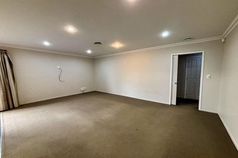 Photo of property in 16 Somerton Drive, Huntington, Hamilton, 3210