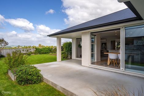 Photo of property in 28 Feist Street, Carterton, 5713