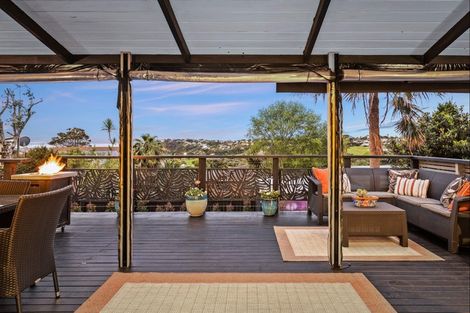 Photo of property in 5b Kauri Road, Stanmore Bay, Whangaparaoa, 0932