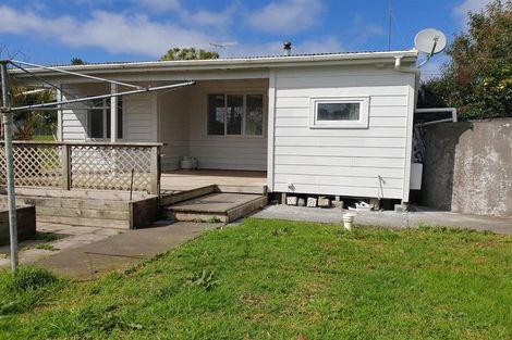 Photo of property in 130 Te Pua School Road, Helensville, 0875