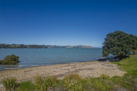 Photo of property in 750 Wharf Road, Coromandel, 3506