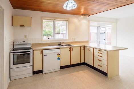 Photo of property in 21 Beatrice Place, Avonhead, Christchurch, 8042