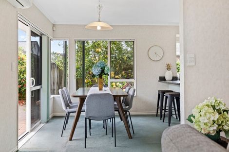 Photo of property in 2 Rosberg Place, Mount Maunganui, 3116
