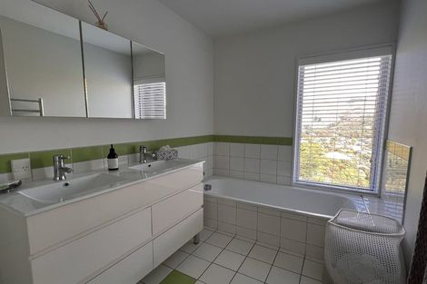 Photo of property in 1 Seaspray Lane, Scarborough, Christchurch, 8081