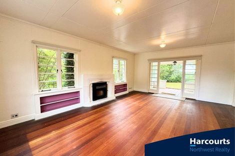 Photo of property in 86 Tawa Road, Kumeu, 0891