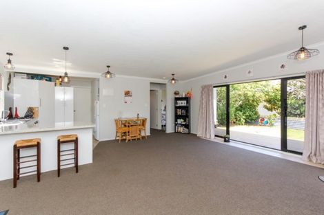 Photo of property in 33 Leslie Street, Waitara, 4320