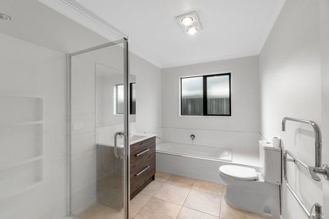 Photo of property in 32 Probert Crescent, Chartwell, Hamilton, 3210