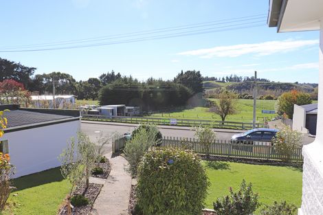 Photo of property in 26 Oban Street, Holmes Hill, Oamaru, 9401