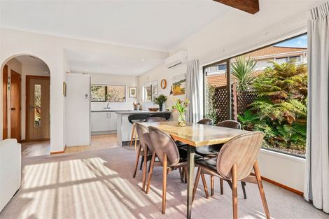 Photo of property in 3/63 Beachville Road, Redcliffs, Christchurch, 8081