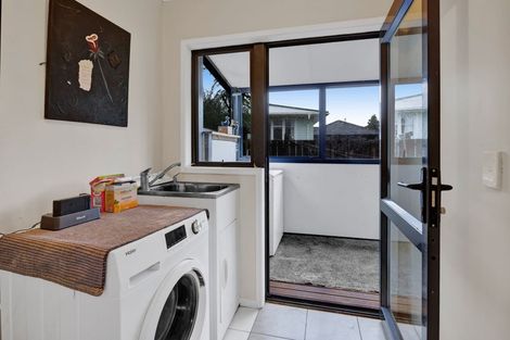 Photo of property in 28a Maire Street, Inglewood, 4330