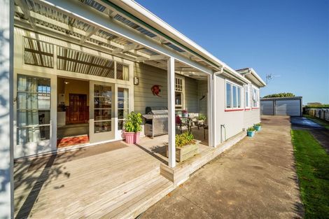 Photo of property in 455 Ahipaipa Road, Okaiawa, Hawera, 4671