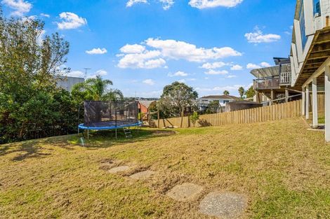 Photo of property in 50 Brightside Road, Stanmore Bay, Whangaparaoa, 0932