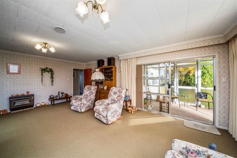 Photo of property in 14 Iredale Road, Hawera, 4610